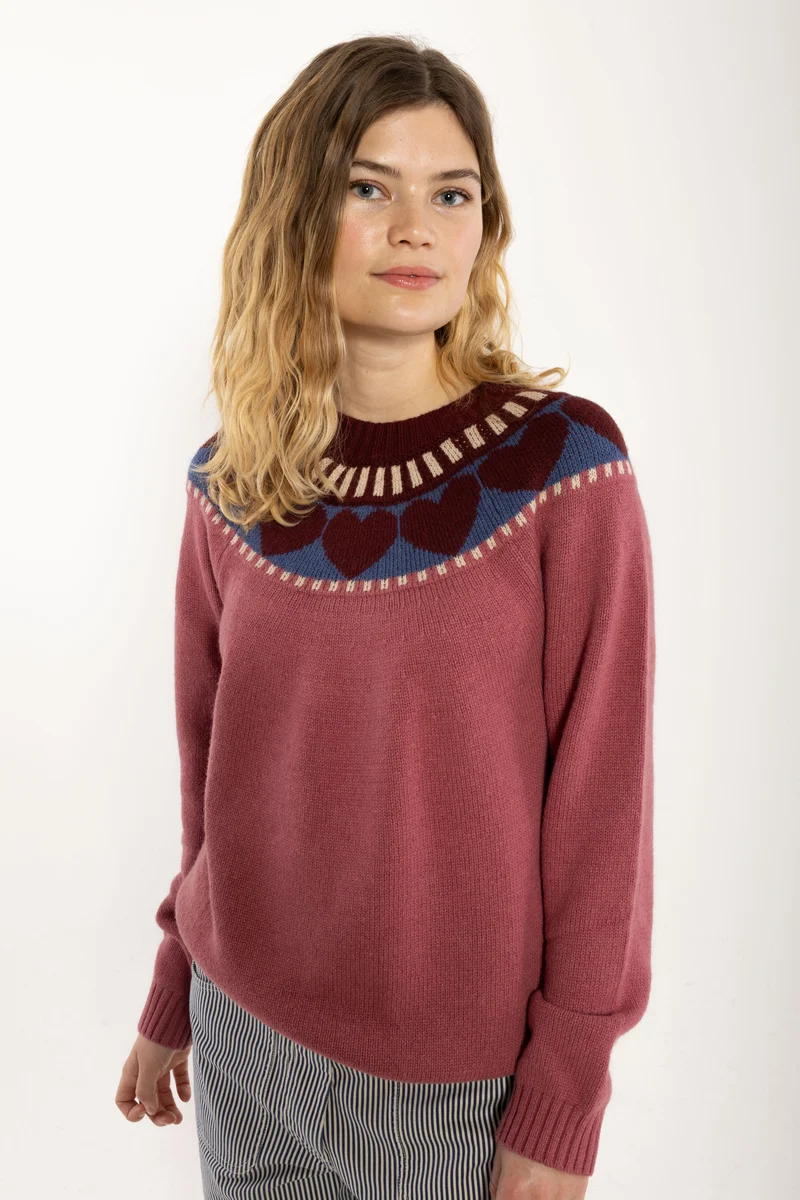 Daneglamping Wool Sweater Berry Compote HEART