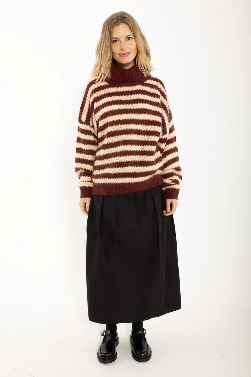 Danecaring Mohair Rollneck Sweater Nougat/Dark Wine