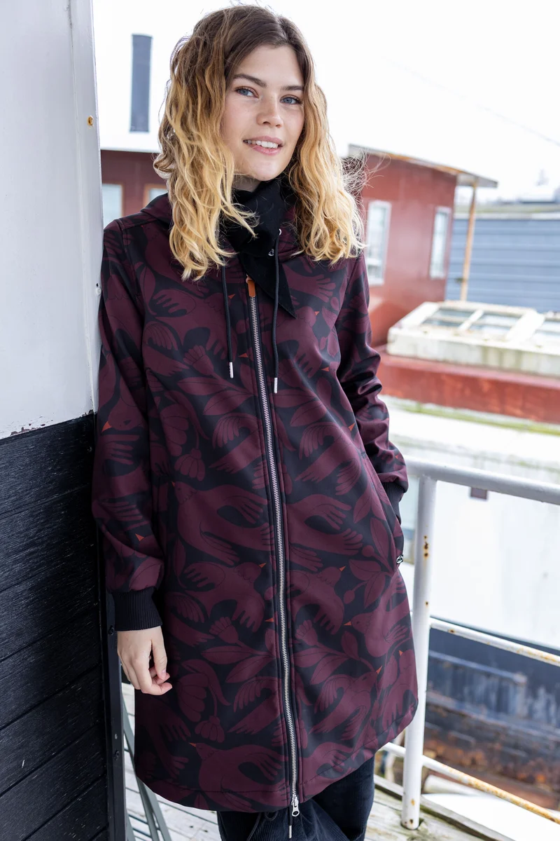 Danekarla Softshell Black/Dark Wine BIRDIEUP