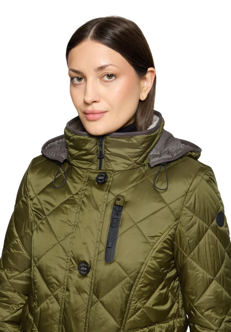 Steppjacke mit Kapuze