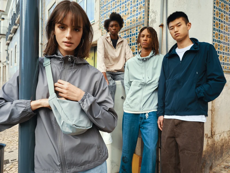 IQONIQ Logan Lightweight Jacke aus recyceltem Polyester