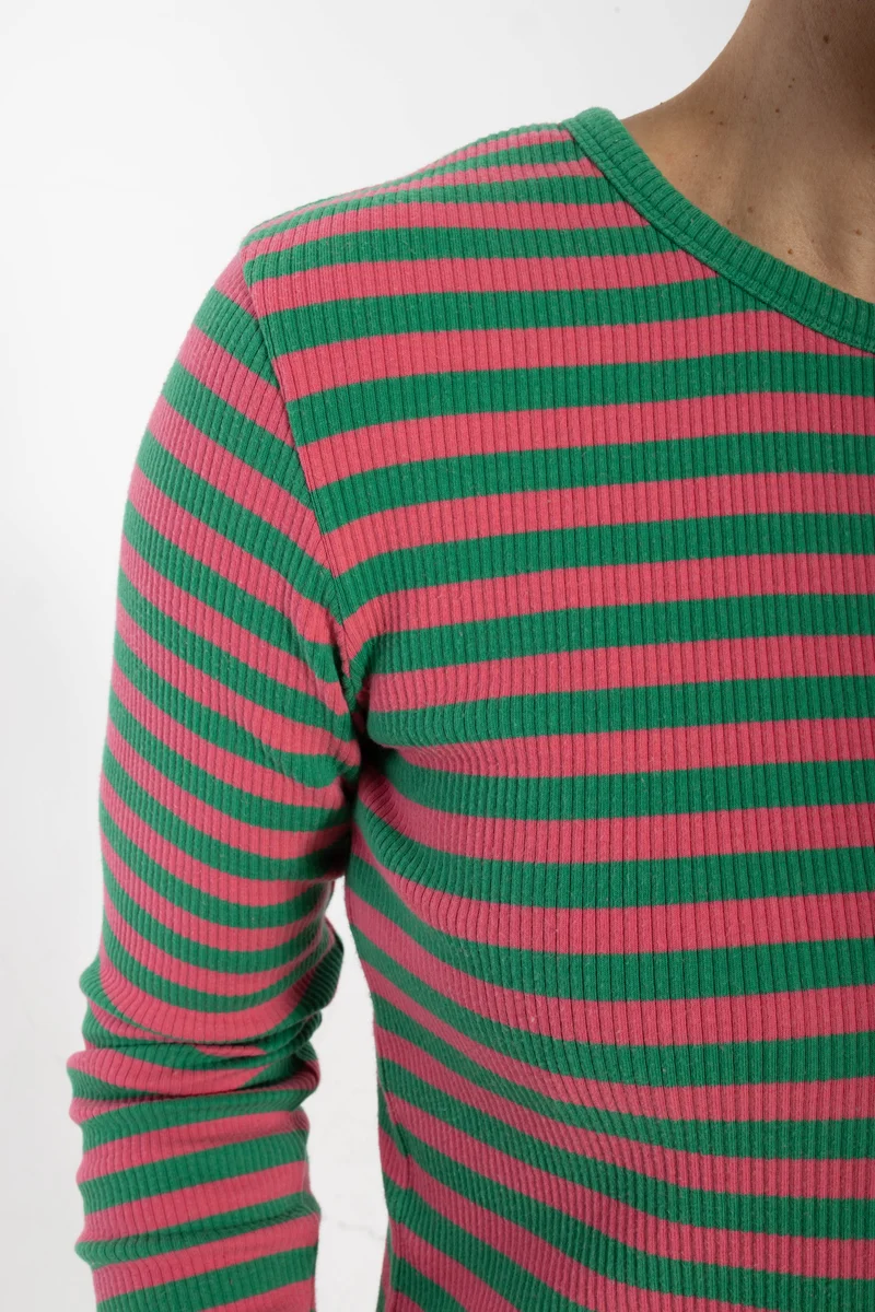 ESS - Danepartner LS Ribbing Tee Soft Cherry/Green