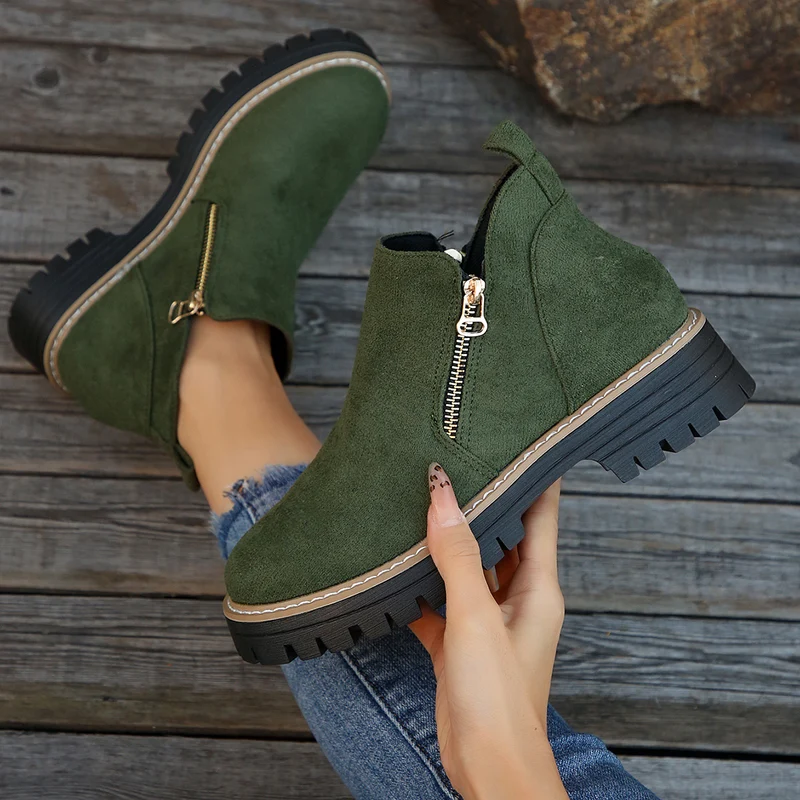Damen Kurzschaft‑Stiefelette aus Veloursleder mit seitlichem Zipper und markanter Lug‑Sohle Drune