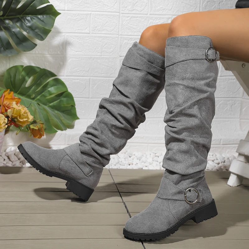 Damen kniehohe Slouch-Stiefel aus Wildlederoptik mit dekorativer Schnalle und rutschfester Profilsohle Drune