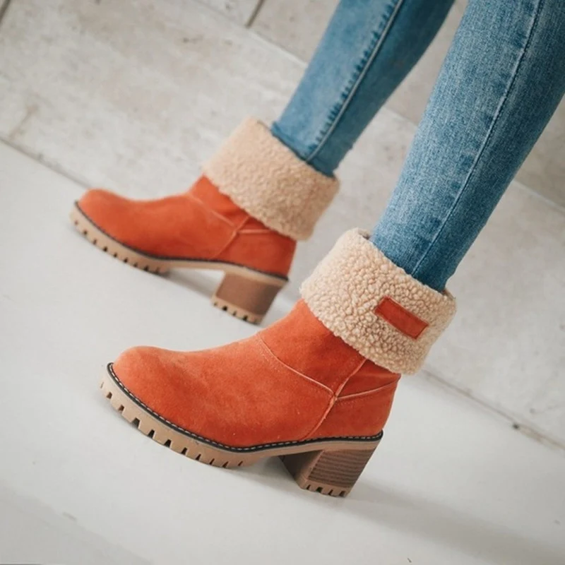 Damen Gefütterte Ankleboots aus Veloursimitat mit Umschlag‑Sherpa, Blockabsatz und profilierter Lug‑Sohle Drune