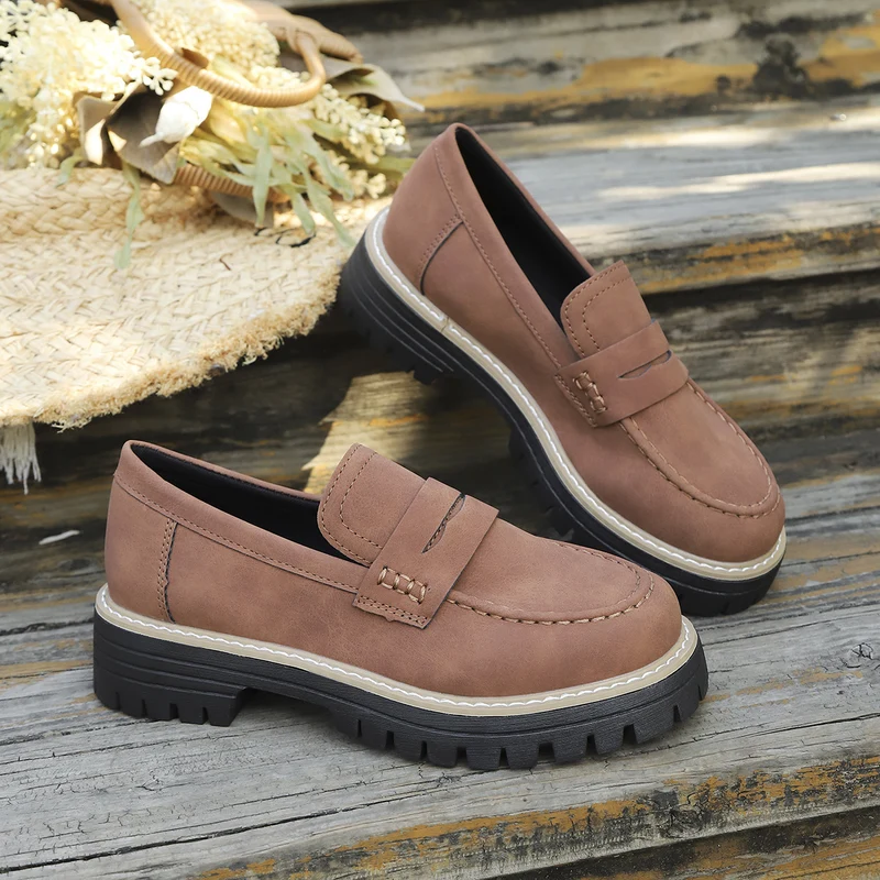 Damen Chunky-Lug-Loafer mit Penny-Riemen und profilierter Gummisohle Drune