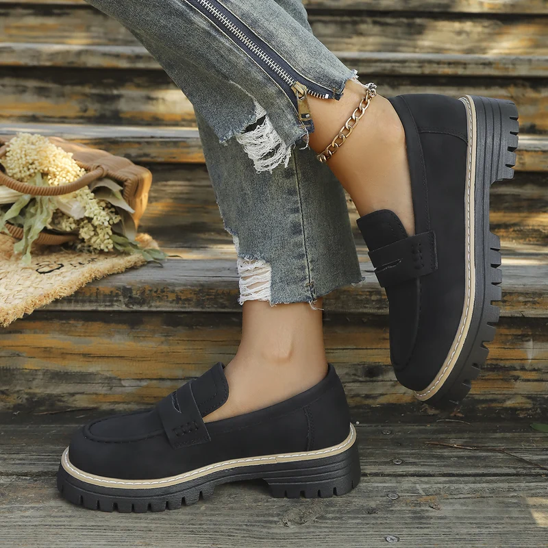 Damen Chunky-Lug-Loafer mit Penny-Riemen und profilierter Gummisohle Drune