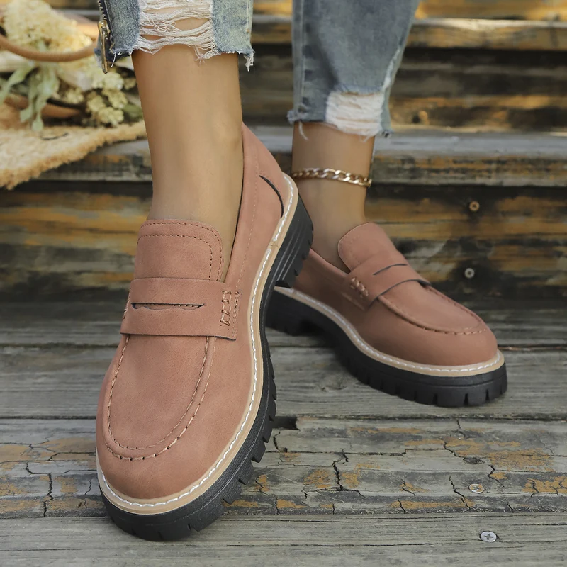 Damen Chunky-Lug-Loafer mit Penny-Riemen und profilierter Gummisohle Drune