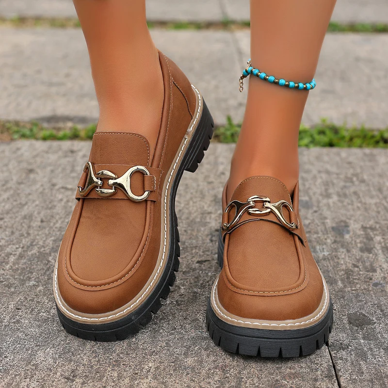 Damen Chunky Loafer mit Metall-Horsebit und profilierter Lug-Sohle Drune