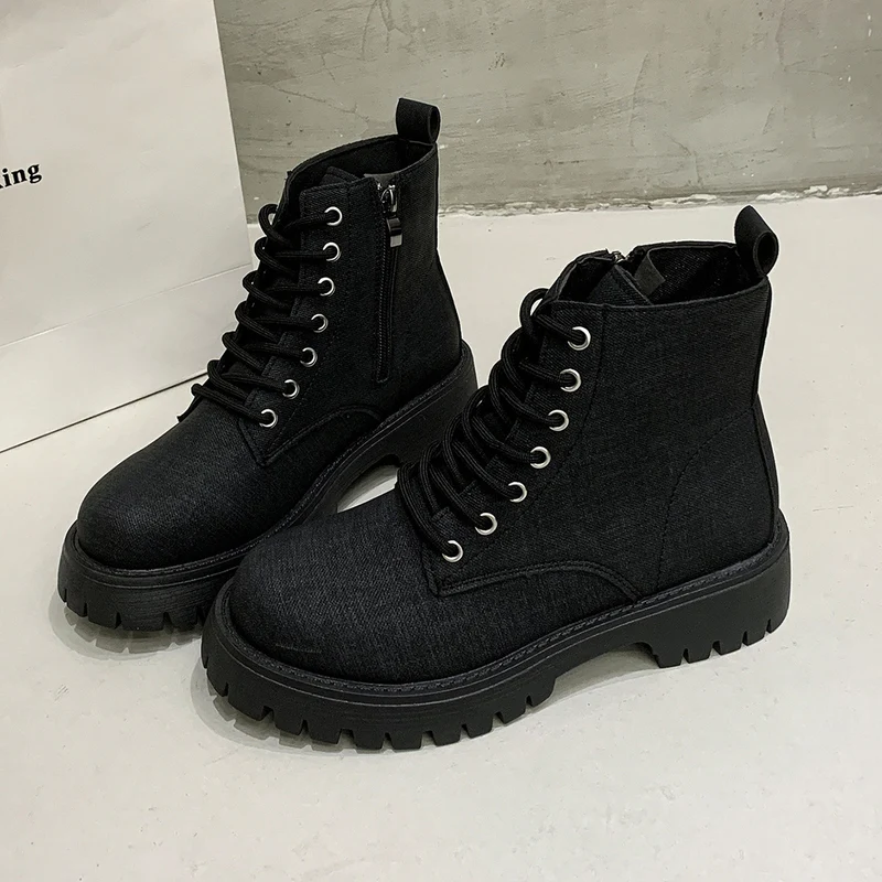 Damen Chunky Combat-Ankleboots aus Denimoptik mit robust profilierter Sohle und seitlichem Reißverschluss Drune