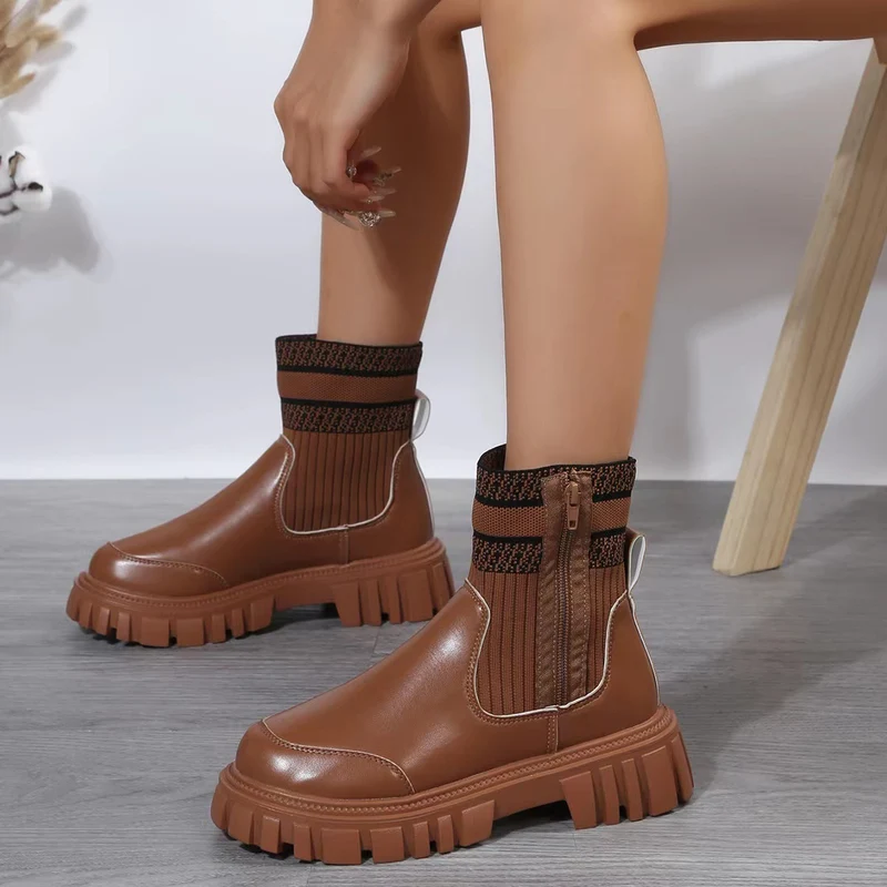 Damen Chunky Chelsea‑Boots mit Strickschaft, Reißverschluss und grober Lug‑Sohle Drune