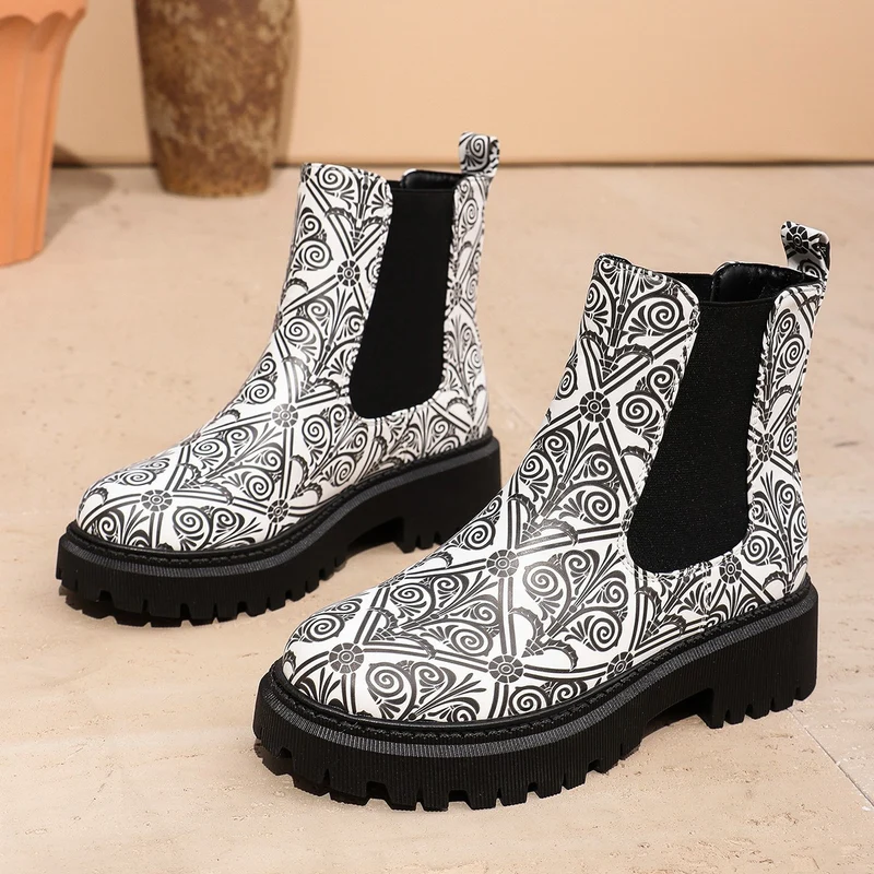 Damen Chunky Chelsea‑Boots mit buntem geometrischem Patchwork und markanter Lug‑Sohle Drune