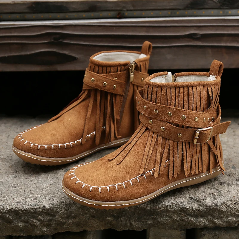 Damen Boho-Fransen-Ankleboots im Mokassinstil mit Nietenbesatz und Zierschnalle Drune