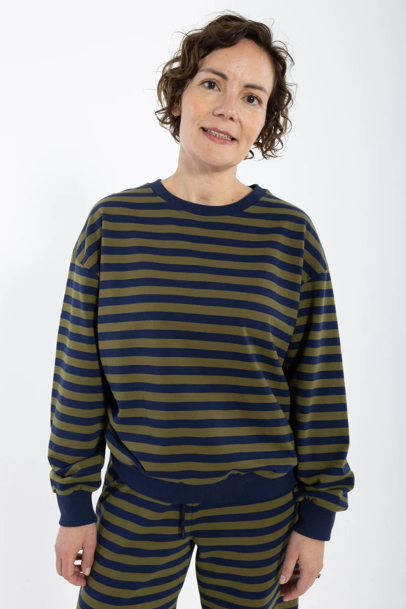 ESS - Danepit Sweatshirt Dark Navy/Olive