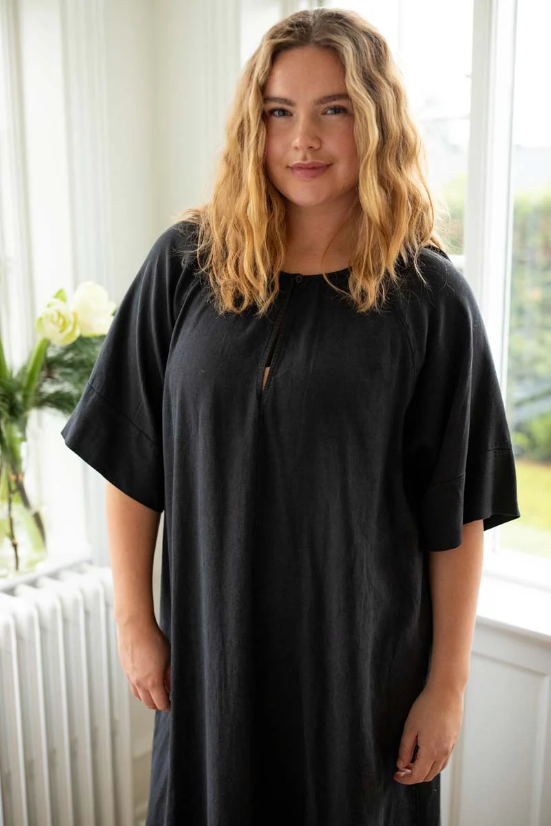 Danehostess Heavy Linnen Dress Black