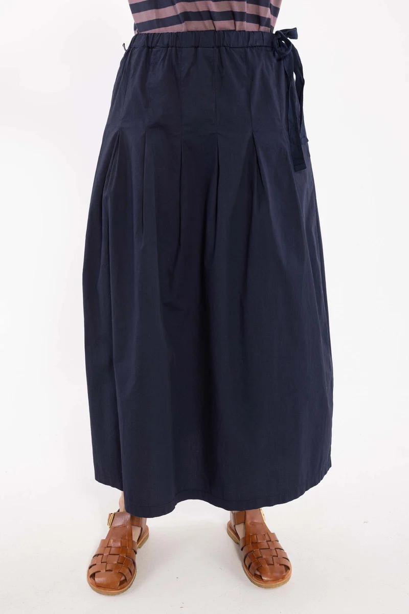 Daneminna Smooth Poplin Skirt Dark Navy