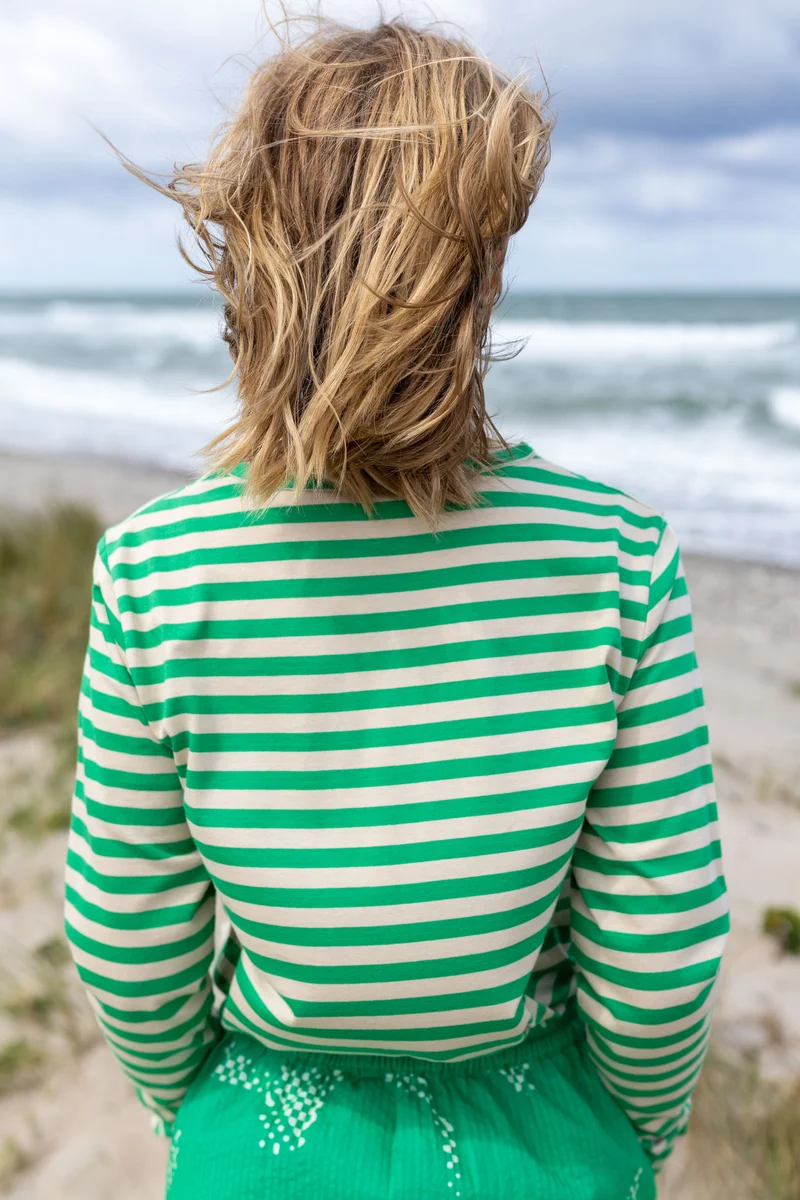 Danejubii Modal Tee Green/Light Beige