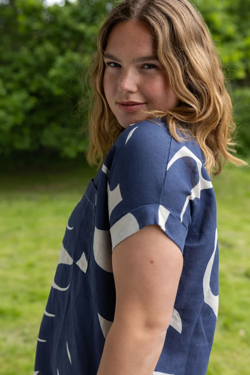 Danerrand Modal Linnen Dress Dark Navy/Chalk TROPS