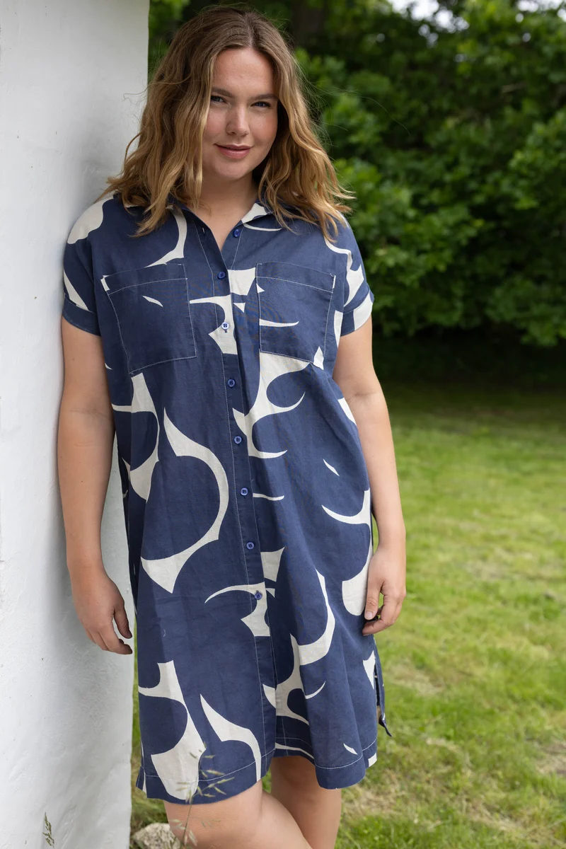 Danerrand Modal Linnen Dress Dark Navy/Chalk TROPS