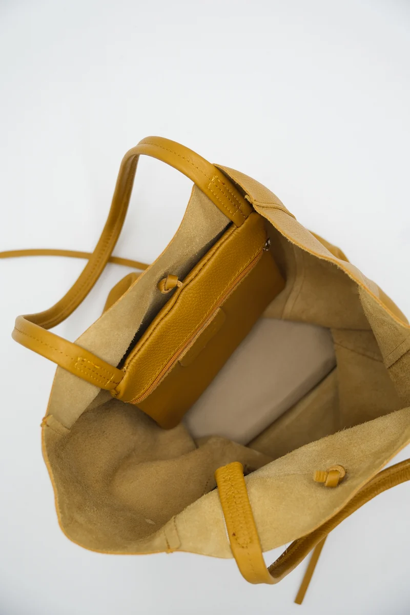 ESS - DaneHolstein Leather Tote Bag Occer