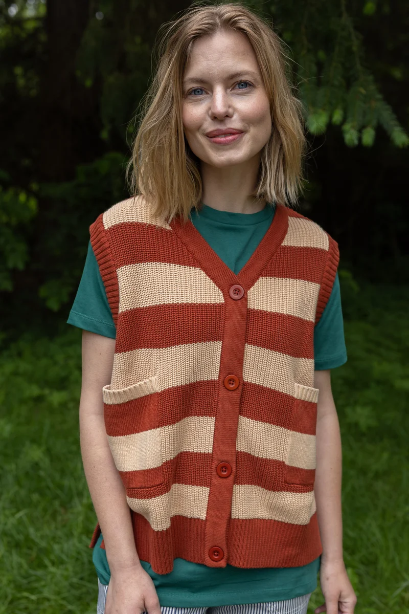 Danegentle Cotton Sweater Vest Chili/Nougat