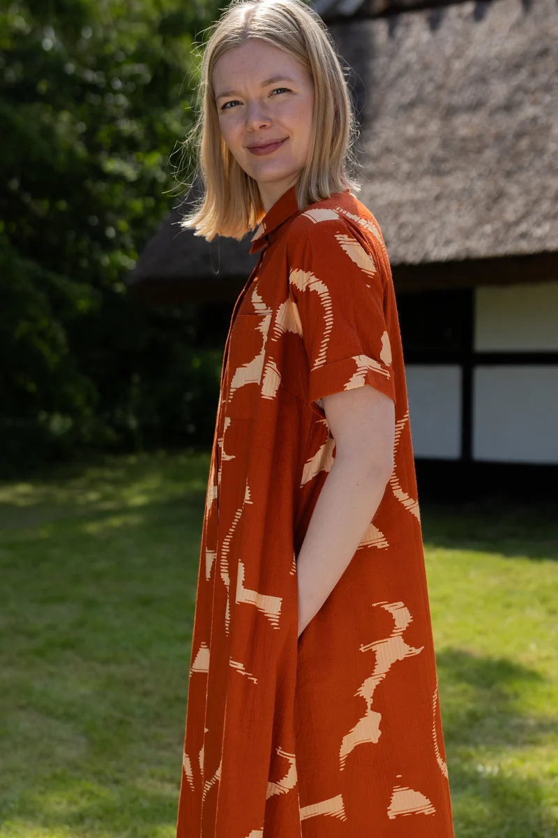 Danapril Seersucker SS Dress Chili/Nougat TROPSTATIC