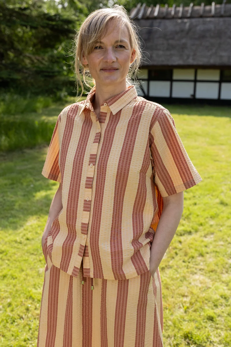 Daneblomme SS Seersucker Shirt Aragon/Nougat