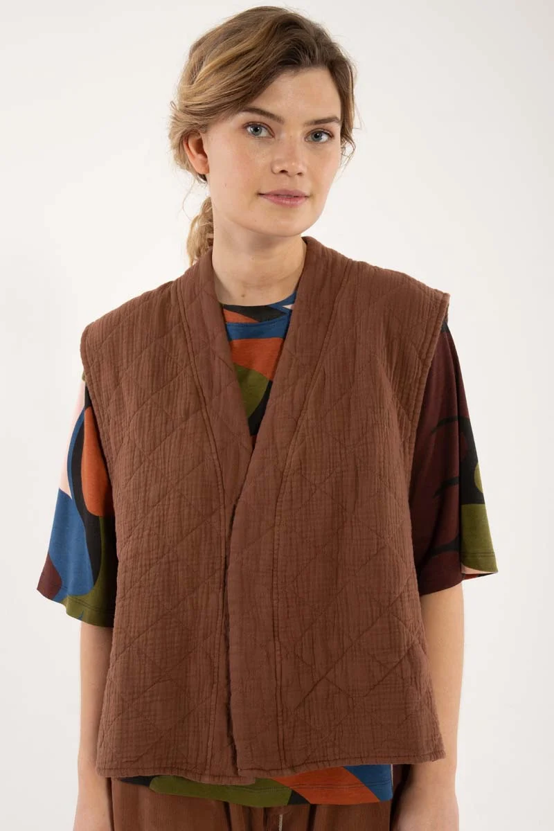 Danevibeke Quilt Vest Brown
