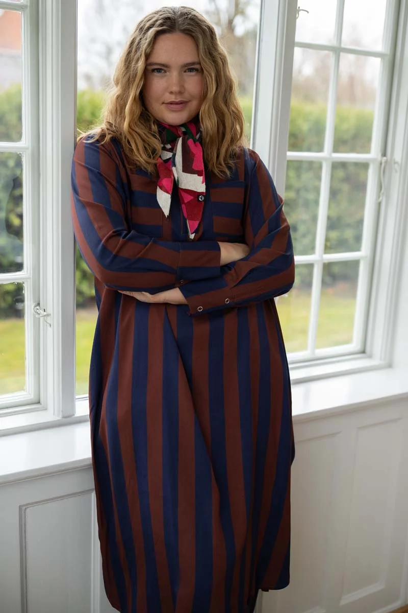Danefolk Sateen Twill Dress Dk Navy/Dk Merlot