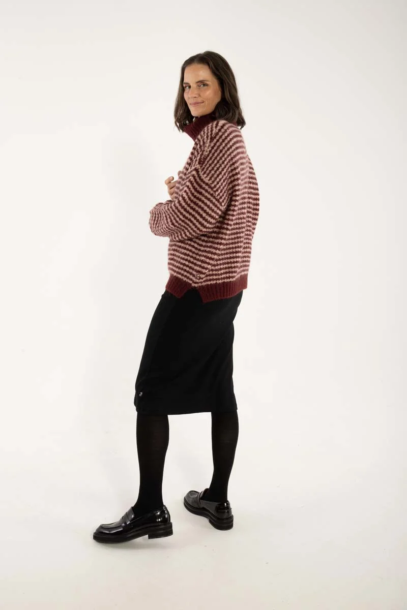 Danecaring Rollneck Sweater Dk Merlot/Powder