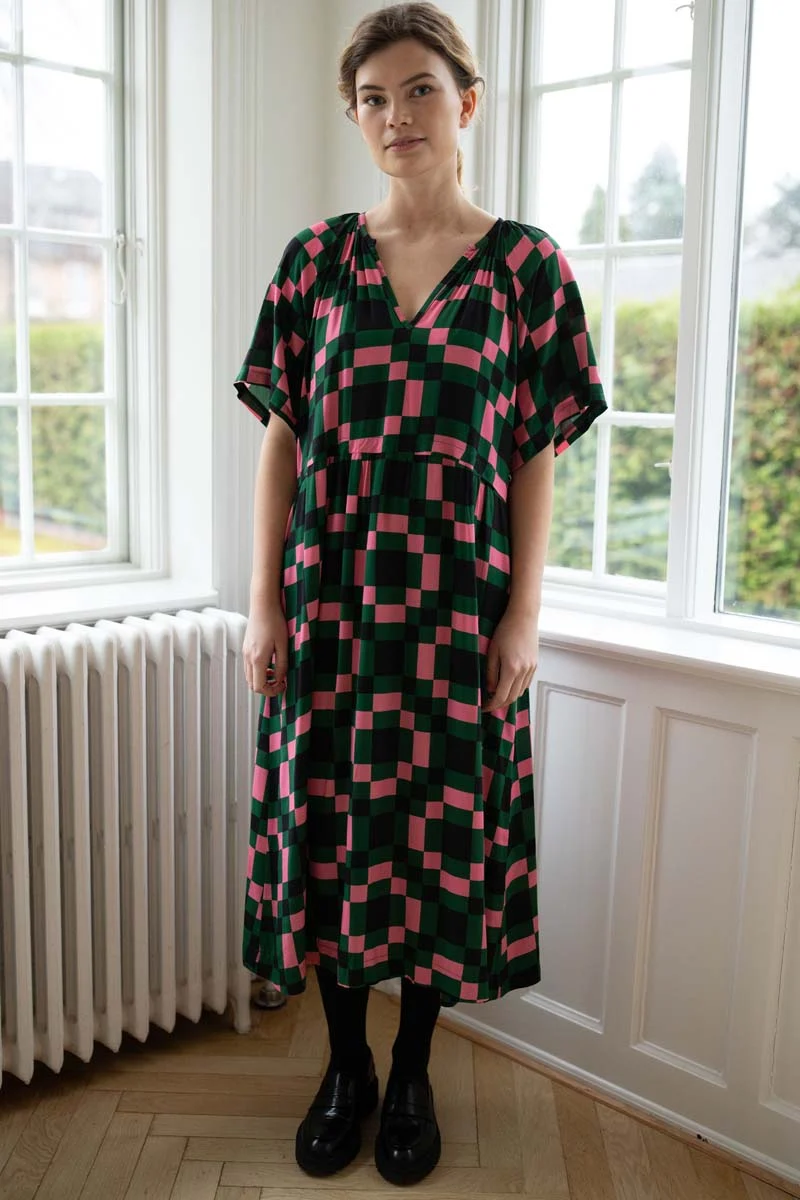 Daneluft 3/4 Viscose Dress Dk Pine PIX