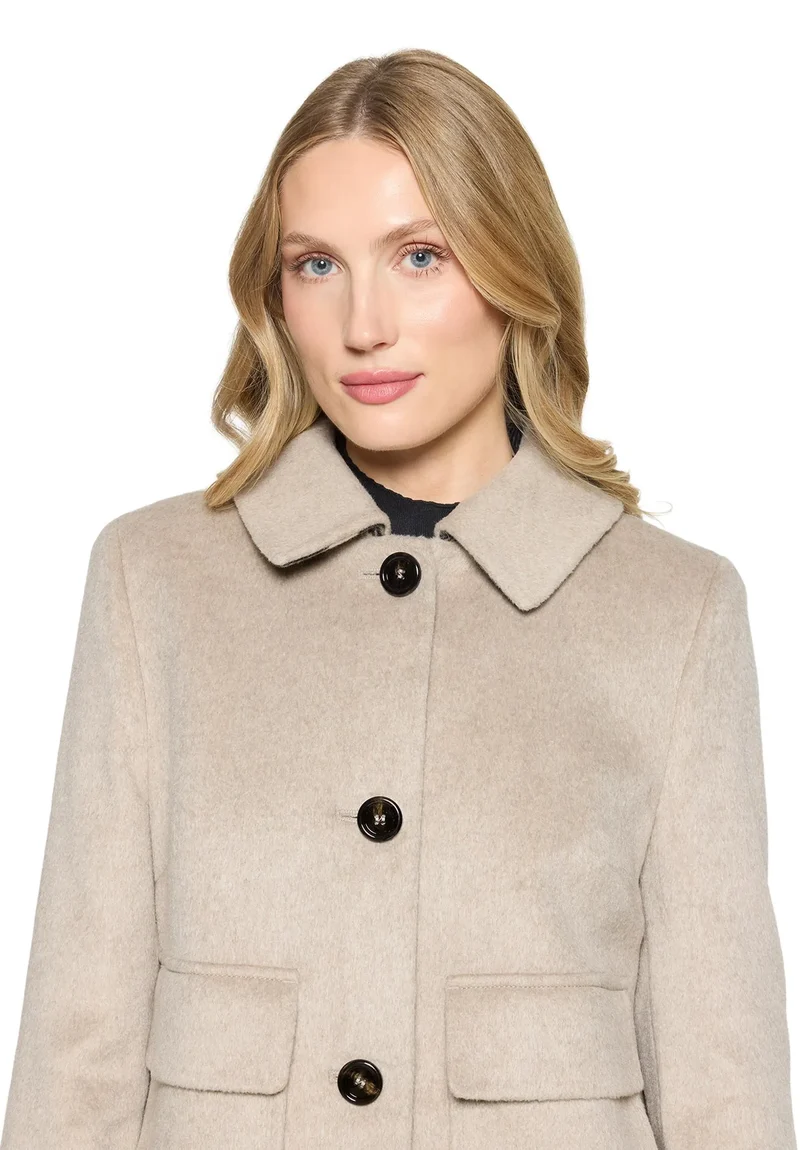 Übergangsjacke mit aufliegendem Kragen