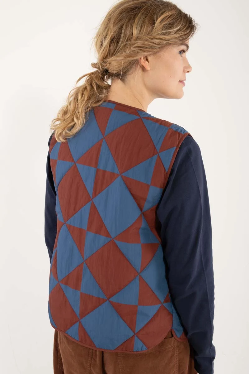 Danefield AOP Thermo Vest Dk Brick/Warm Blue DIAMETRIC