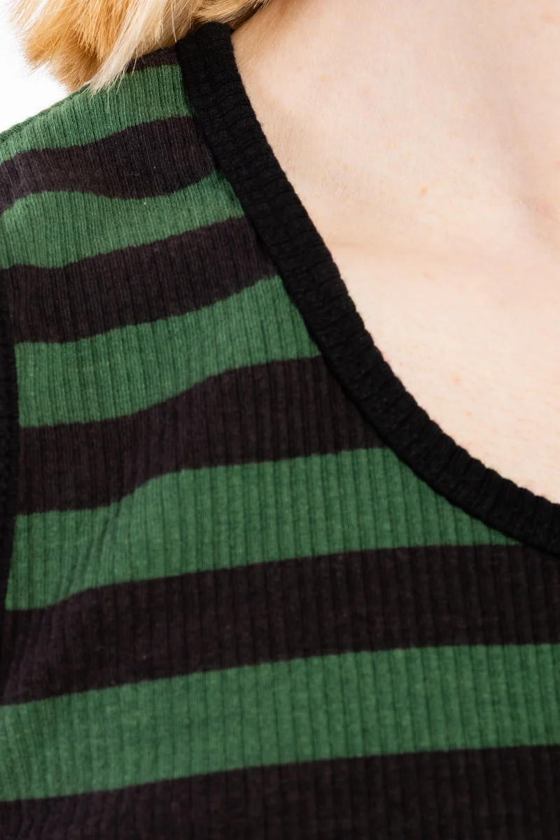 ESS - Danallinge Top Black/Dk Pine