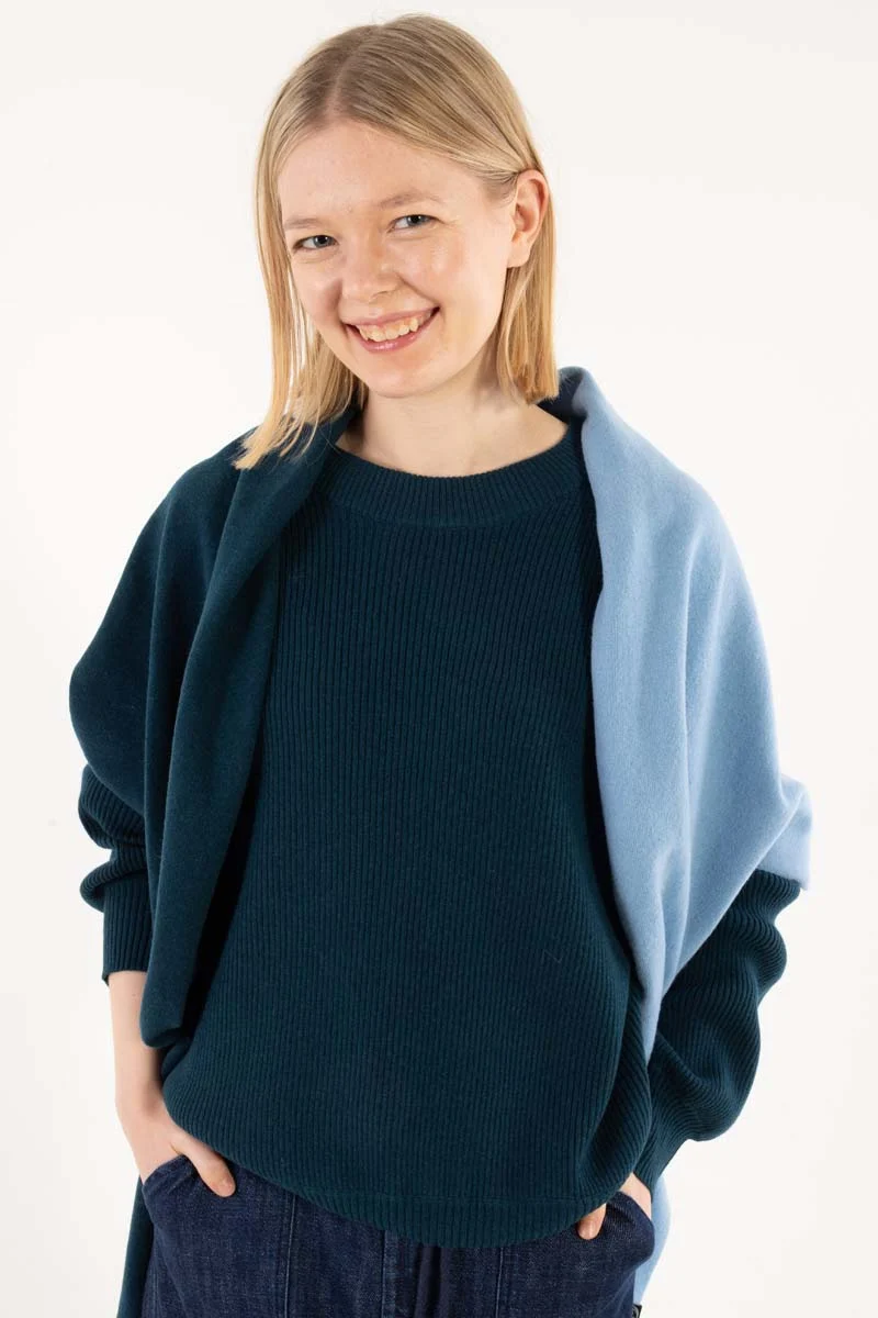 Danefireplace Wool Shawl Lt Blue Grey/Dk Slate
