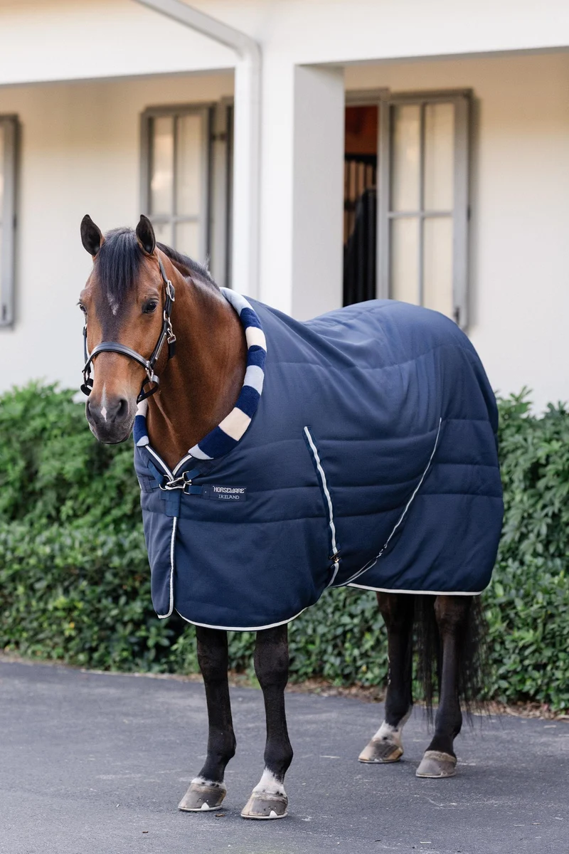 Newmarket Cosy Stalldecke 100g Witney Navy 125