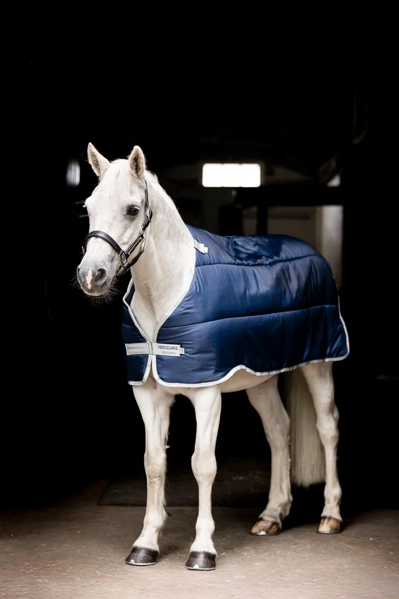 Pony Unterdecke, 200 g Navy/Silver 90