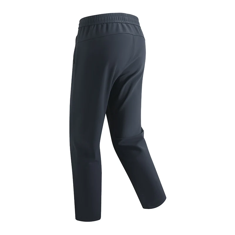 Herren Atmungsaktive Performance-Jogginghose mit geradem Bein, elastischem Komfortbund & verdeckten Seitentaschen Drune