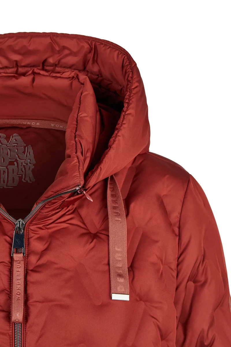 Steppjacke mit Kapuze