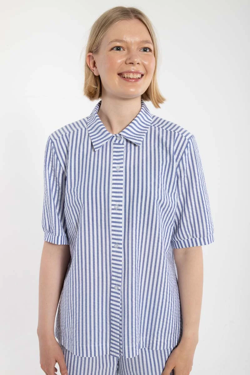 Danesyren SS Seersucker Shirt Dk Navy/Chalk