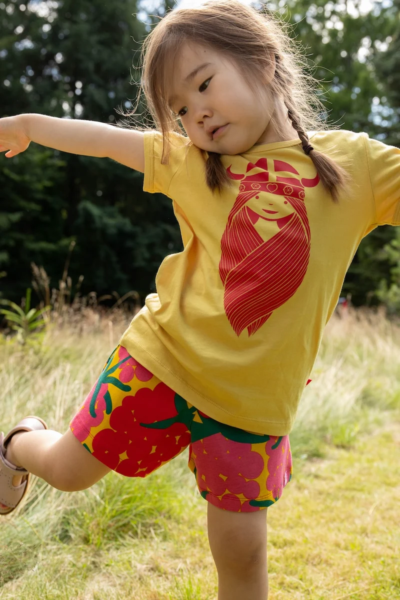 Danebasic SS Faded Yellow FREJA ( Summer red )