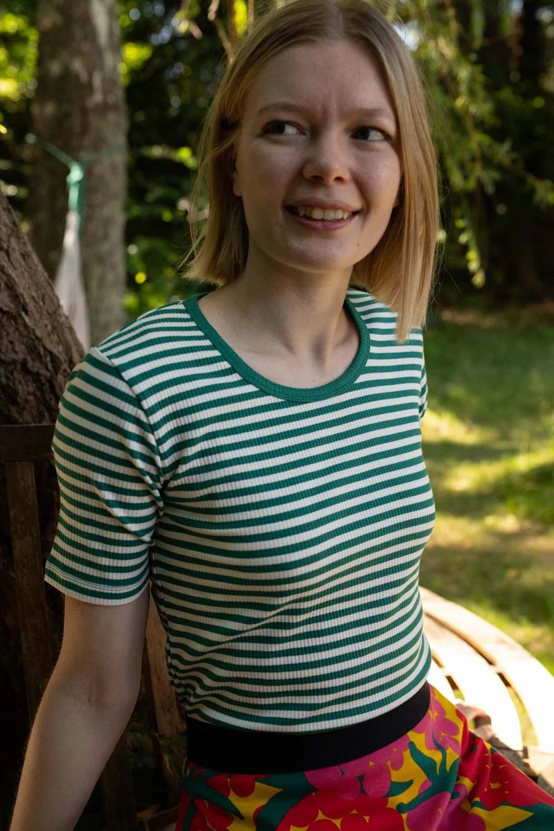 Danerolemodel Ribbing Tee Verde/Chalk