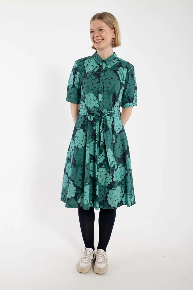 Daneribe Poplin Stretch SS Dress Dk Navy MAXIBERRY