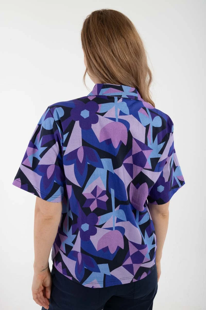 Daneblomme Poplin Stretch SS Shirt Dk Navy GEOFLEUR