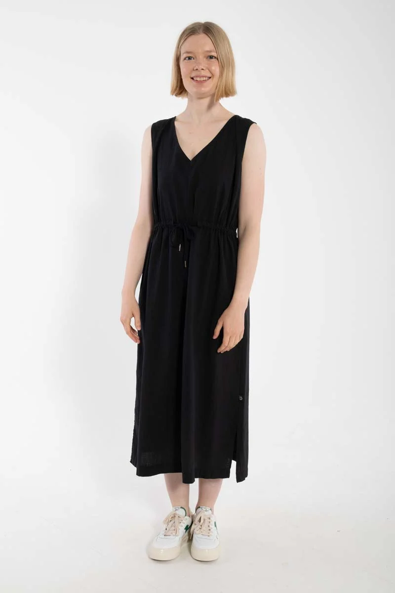 Danemimi Searsucker Dress Black