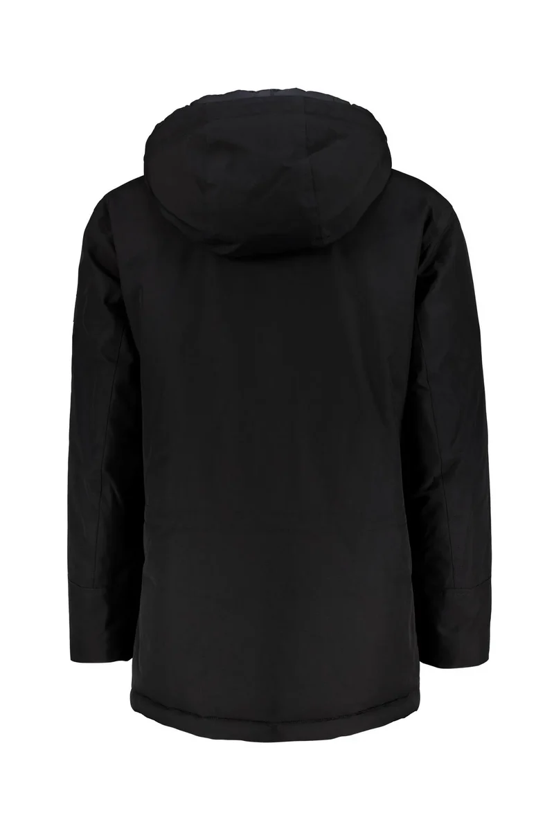 Winterjacke mit Kapuze