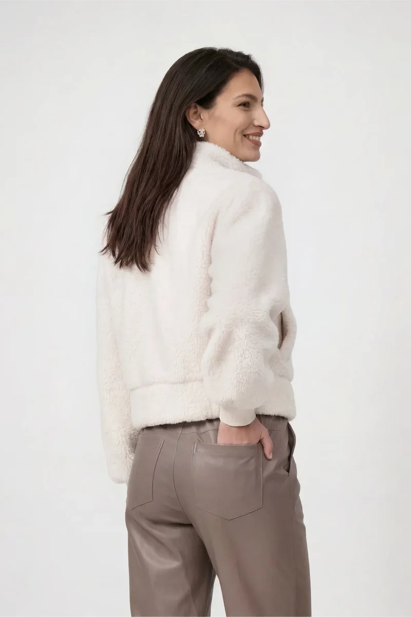 Teddyjacke mit Stehkragen