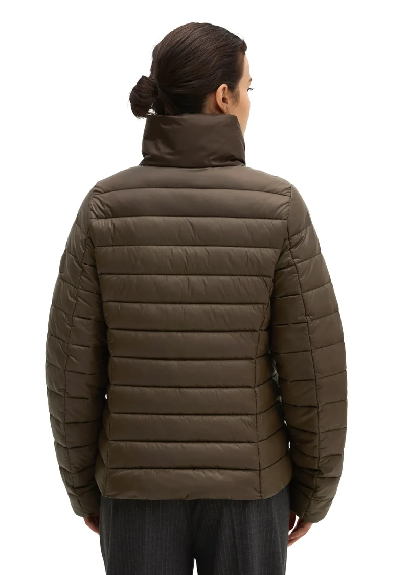 Steppjacke mit Stehkragen