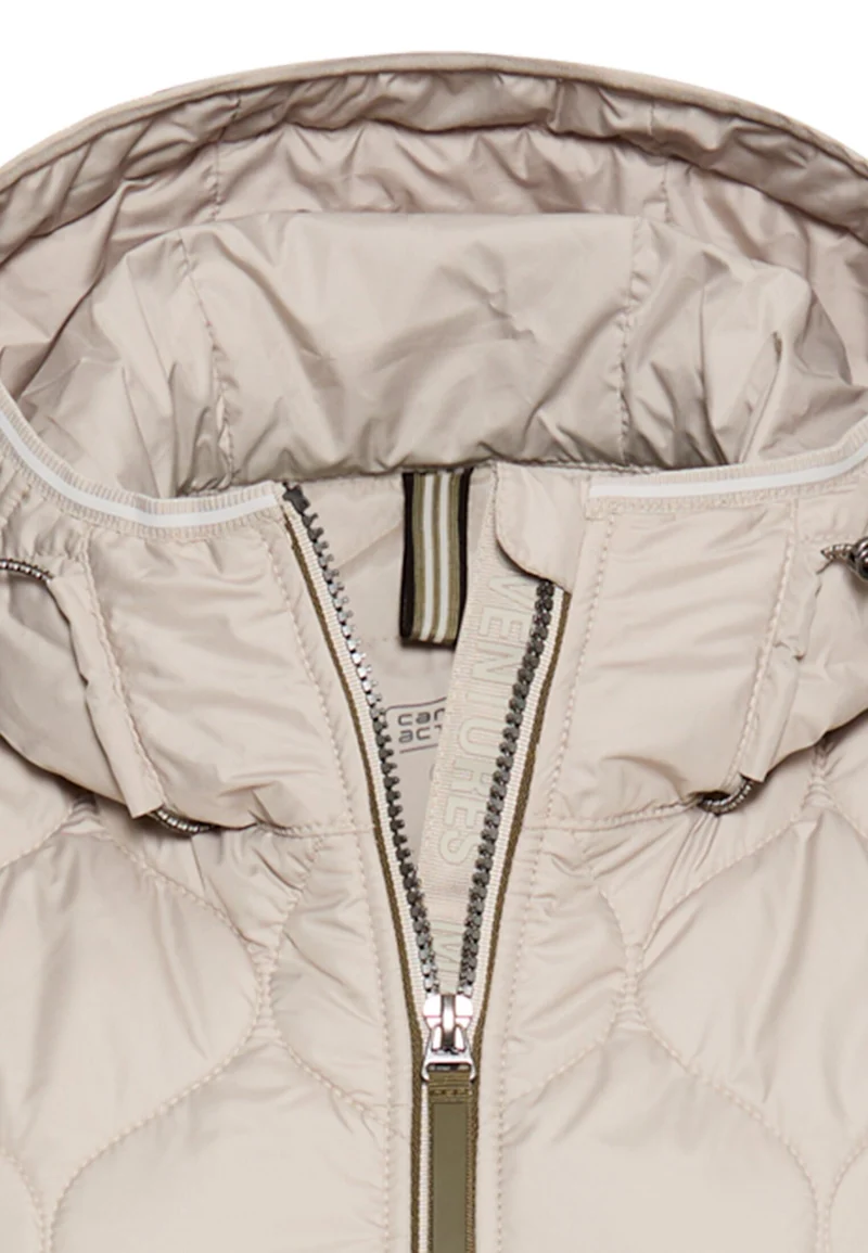 Steppjacke - Kapuze