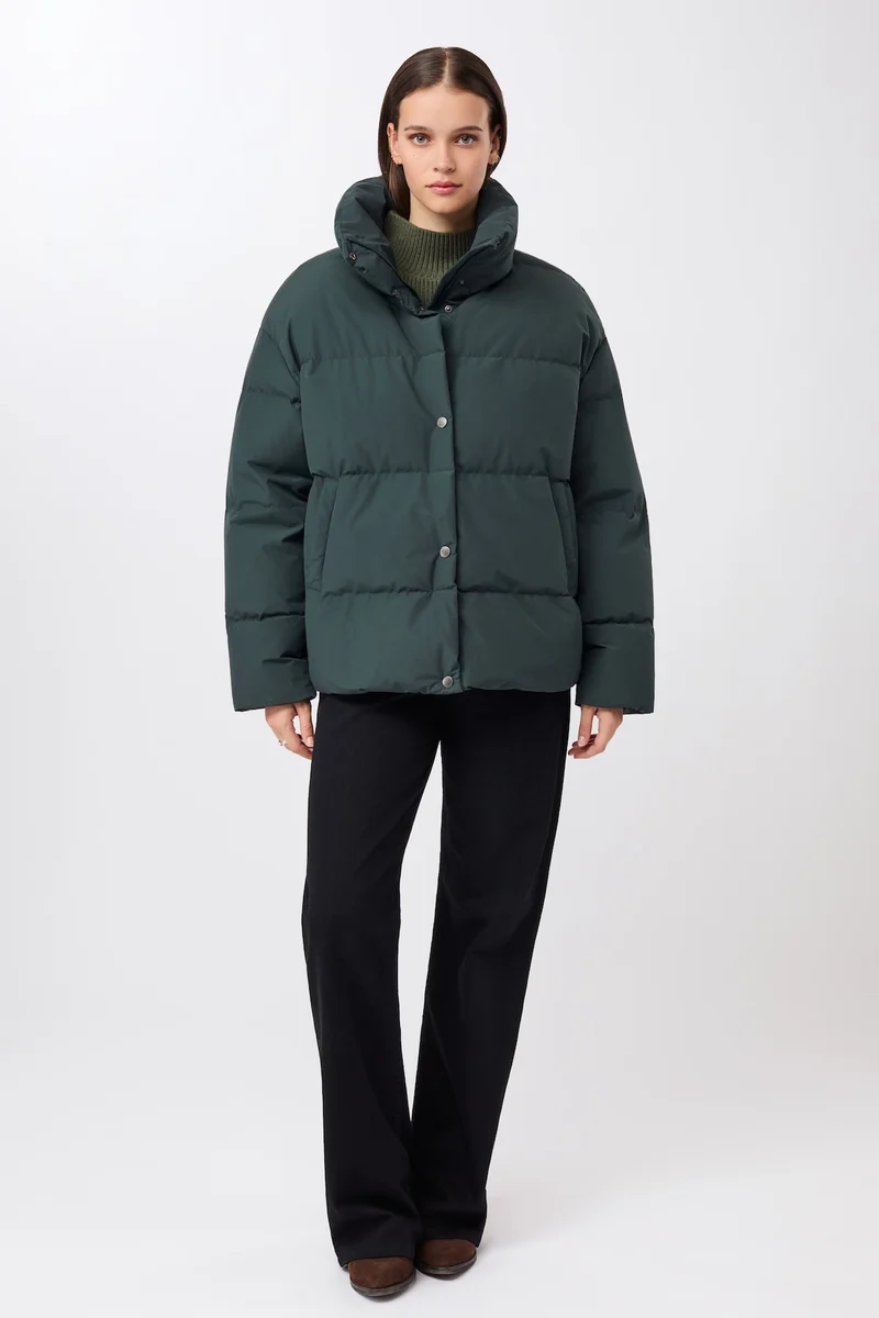 Gesteppte Jacke aus Eco Daune mit Stehkragen (Fir)